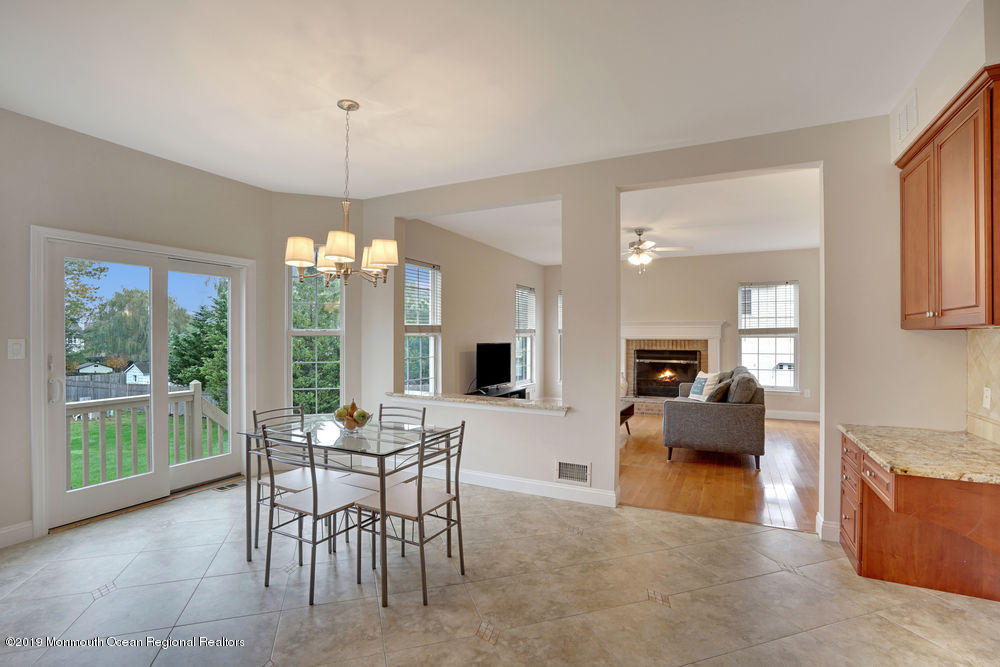 1354 Old Farm Road Manasquan, NJ 08736 - Photo 15 of 40 Kitchen