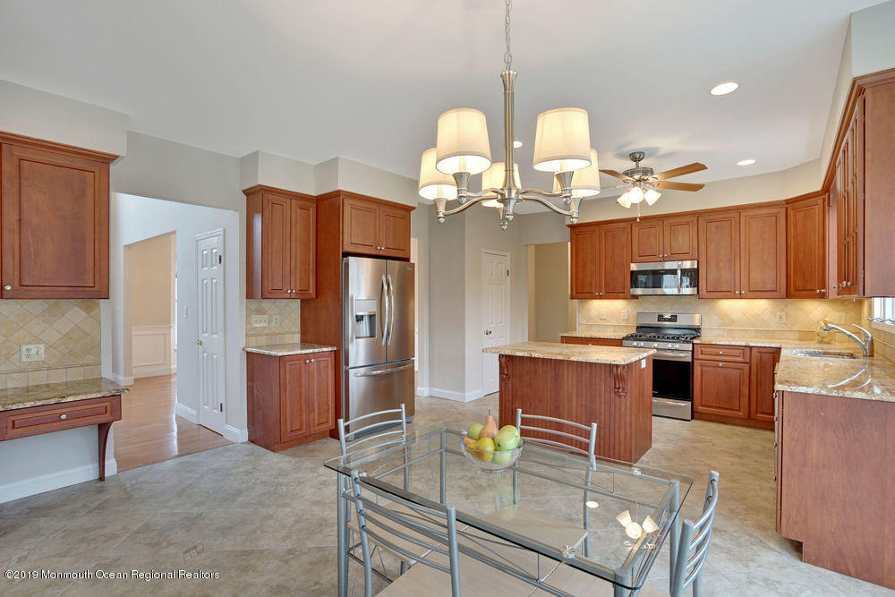 1354 Old Farm Road Manasquan, NJ 08736 - Photo 19 of 40 Kitchen
