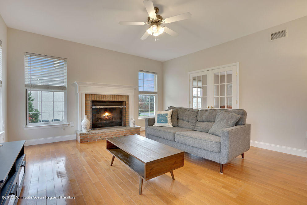 1354 Old Farm Road Manasquan, NJ 08736 - Photo 10 of 40 Family Room