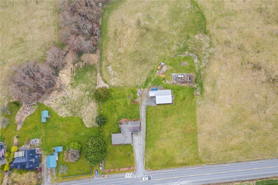 17482 Bow Hill Road Bow, WA 98232 - Photo 5 of 33 Gallery Image 5