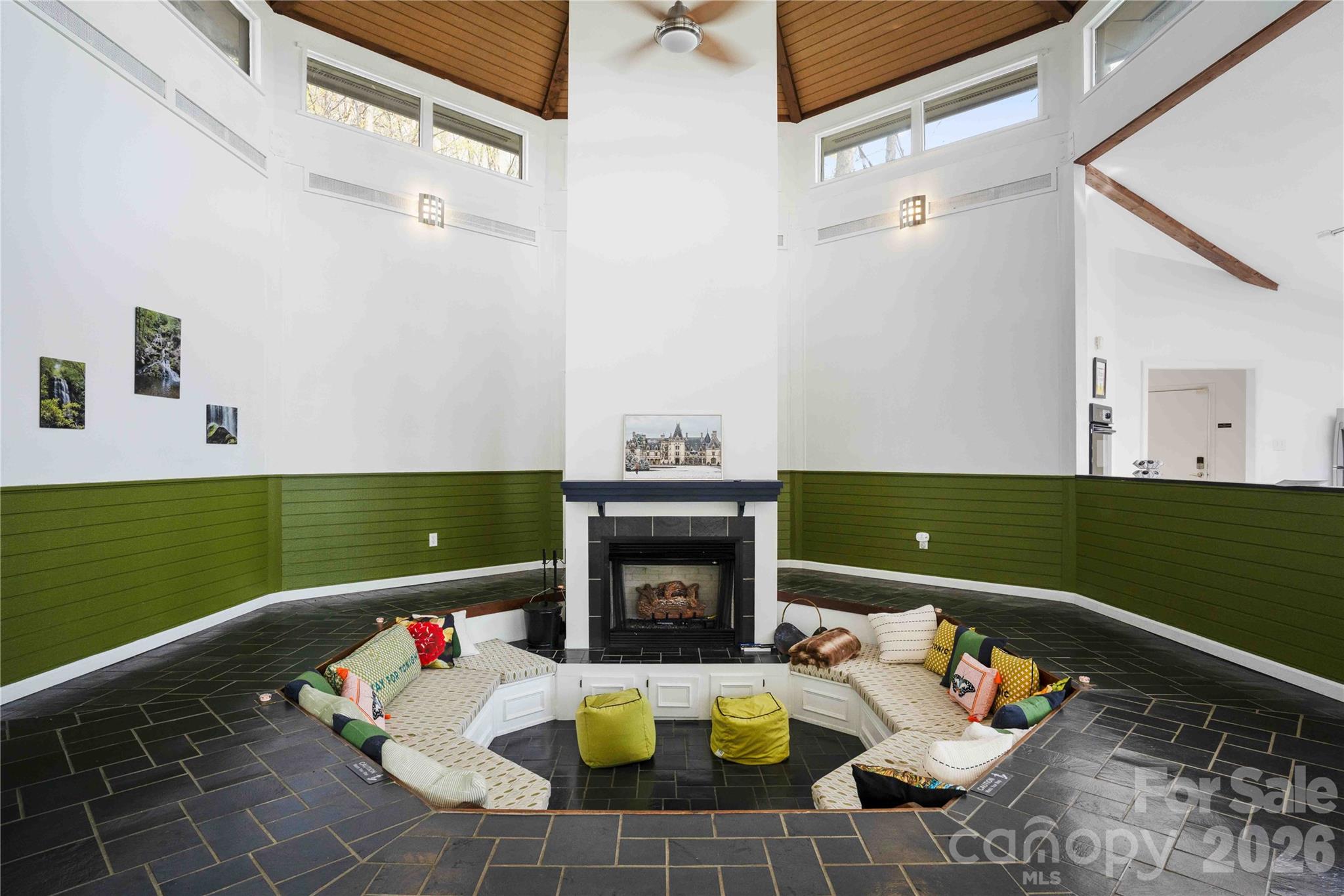 39 Tatham Road Hendersonville, NC 28792 - Photo 8 of 35 Gallery Image 8