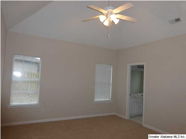 116 Hannah Circle Calera, AL 35040 - Photo 10 of 20