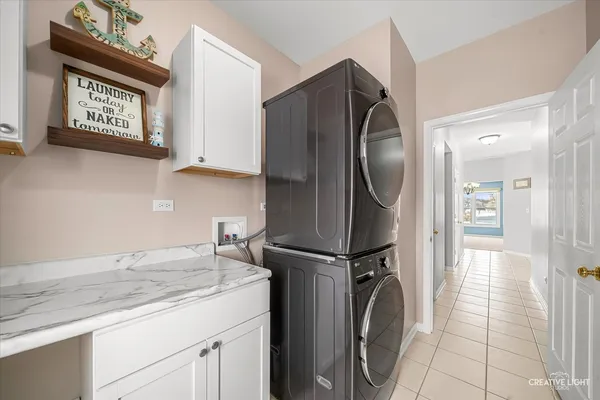 $469,000 | 1811 Brockway Pond Court, Joliet, IL 60431