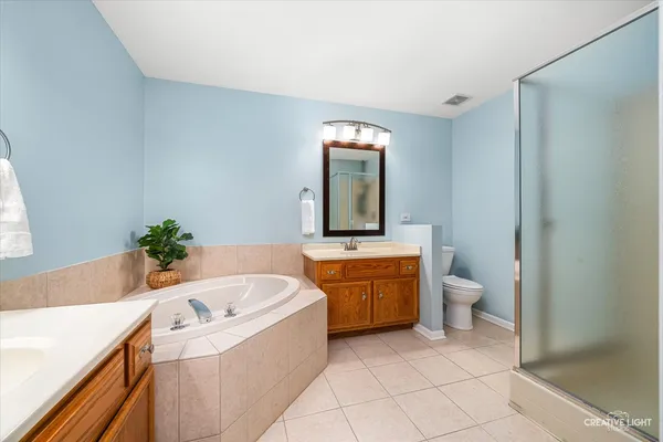 $469,000 | 1811 Brockway Pond Court, Joliet, IL 60431