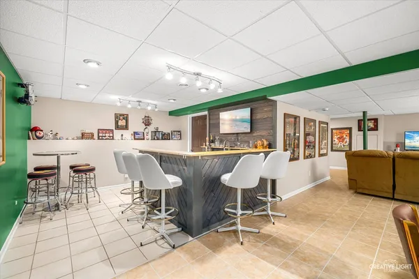 $469,000 | 1811 Brockway Pond Court, Joliet, IL 60431