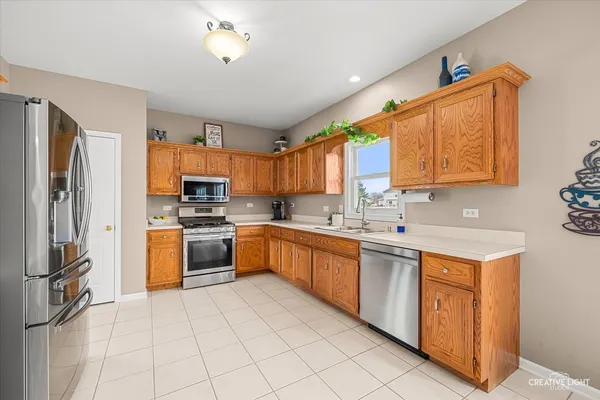 $469,000 | 1811 Brockway Pond Court, Joliet, IL 60431