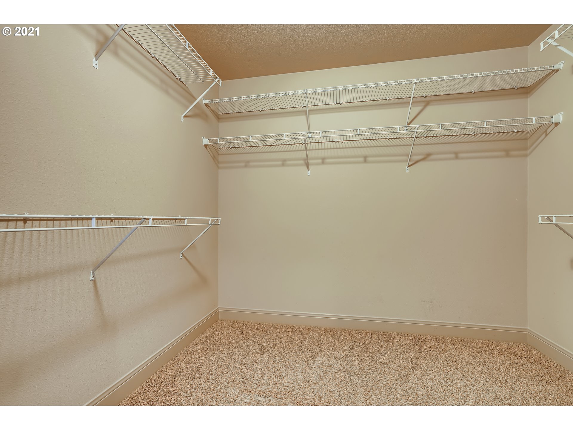 18378 Southwest Jeremy Street Beaverton, OR 97007 - Photo 22 of 31 a view of an empty walk in closet