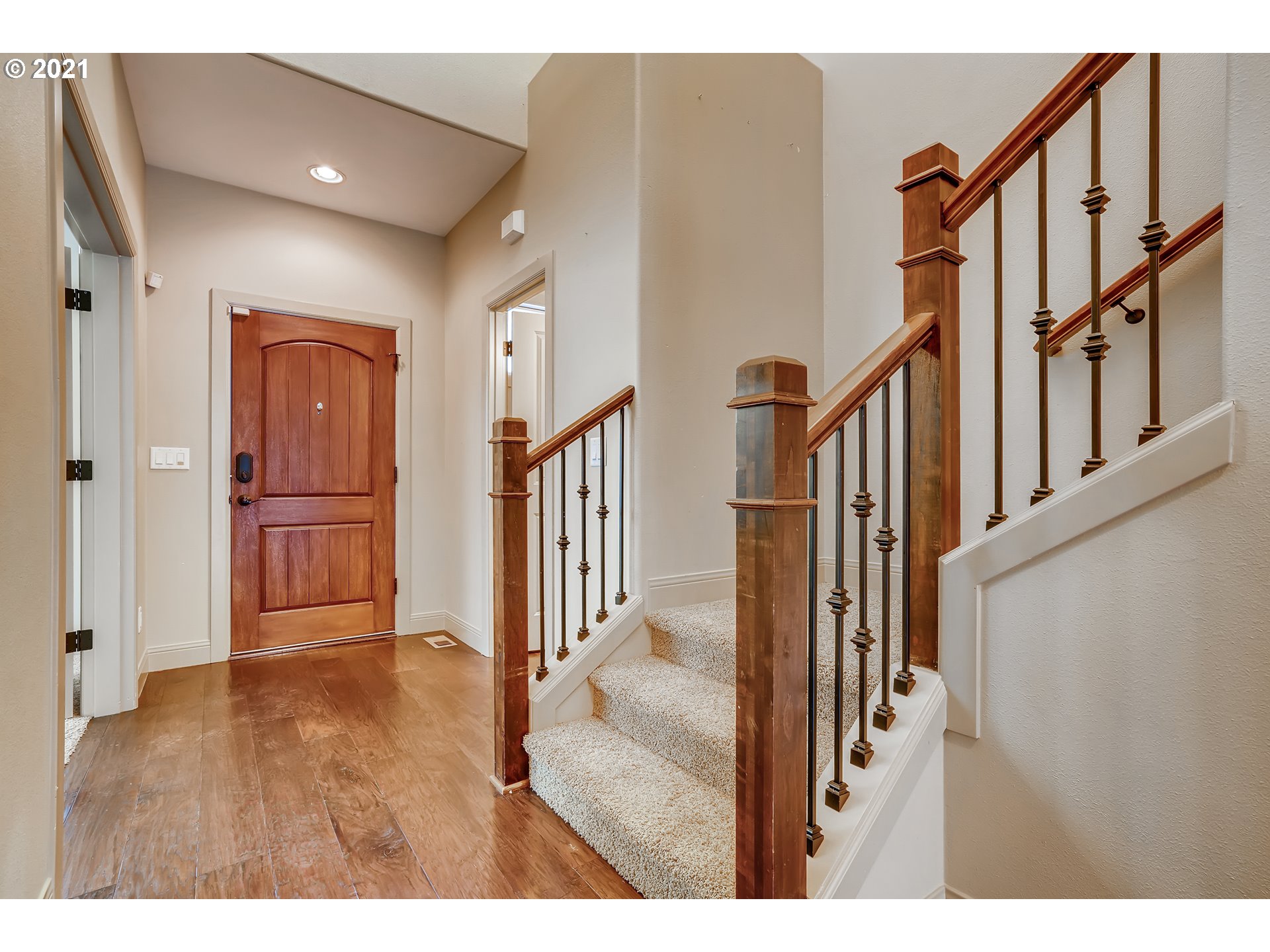18378 Southwest Jeremy Street Beaverton, OR 97007 - Photo 5 of 31 a view of entryway with wooden floor