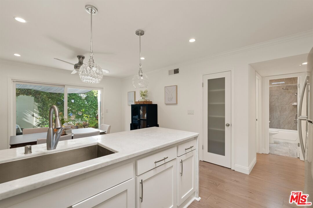 32136 Watergate Road Westlake Village, CA 91361 - Photo 4 of 34