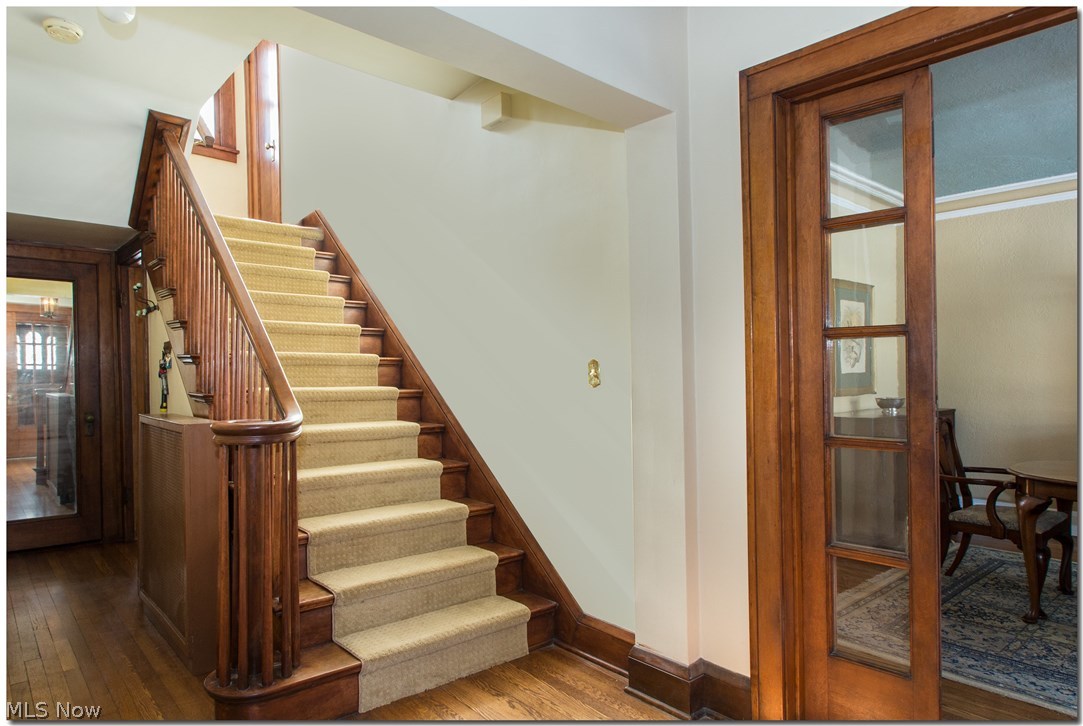 2864 East Overlook Road Cleveland, OH 44118 - Photo 4 of 27 Gallery Image 4