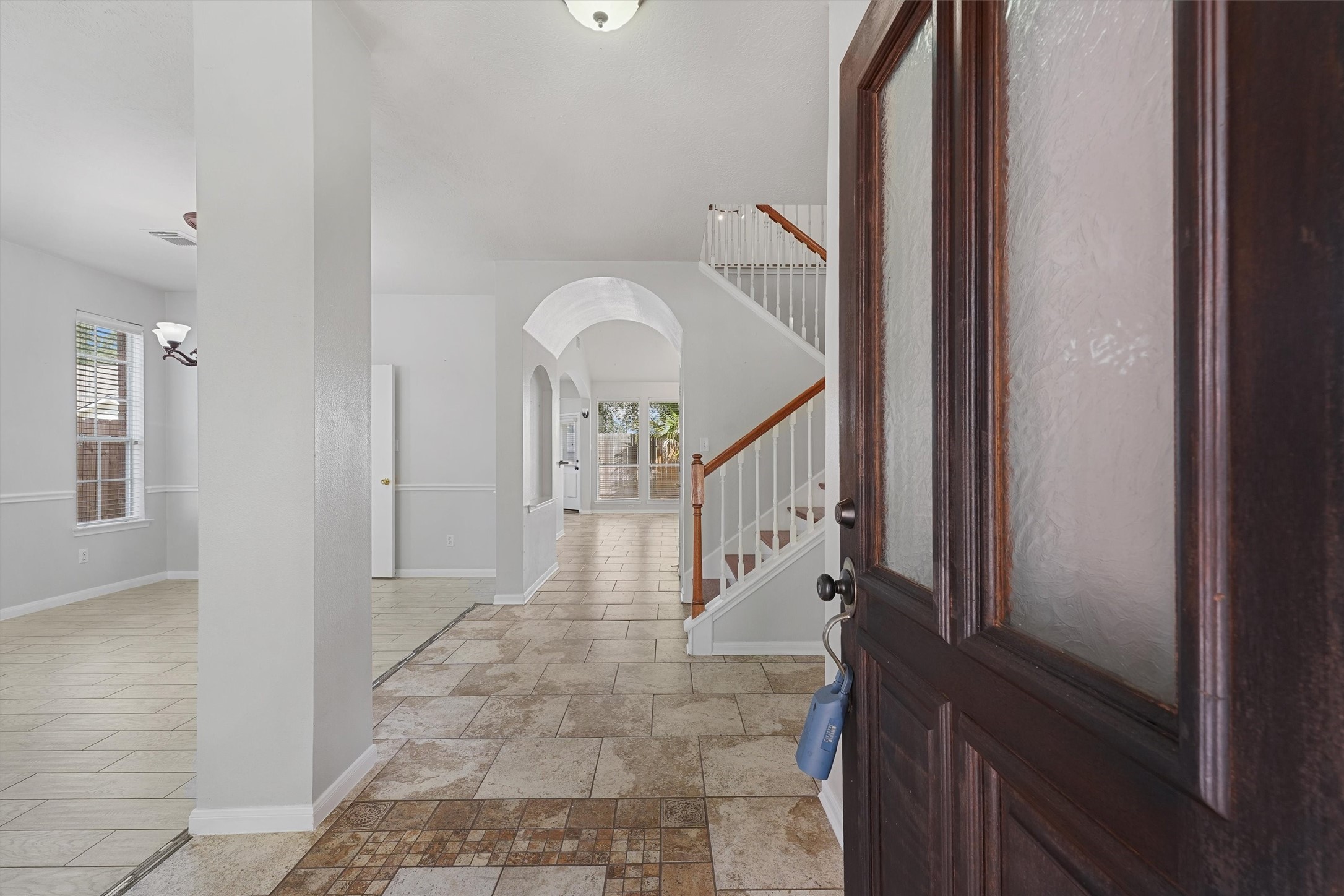 17206 Stonebridge Trail Houston, TX 77095 - Photo 3 of 28 Entryway