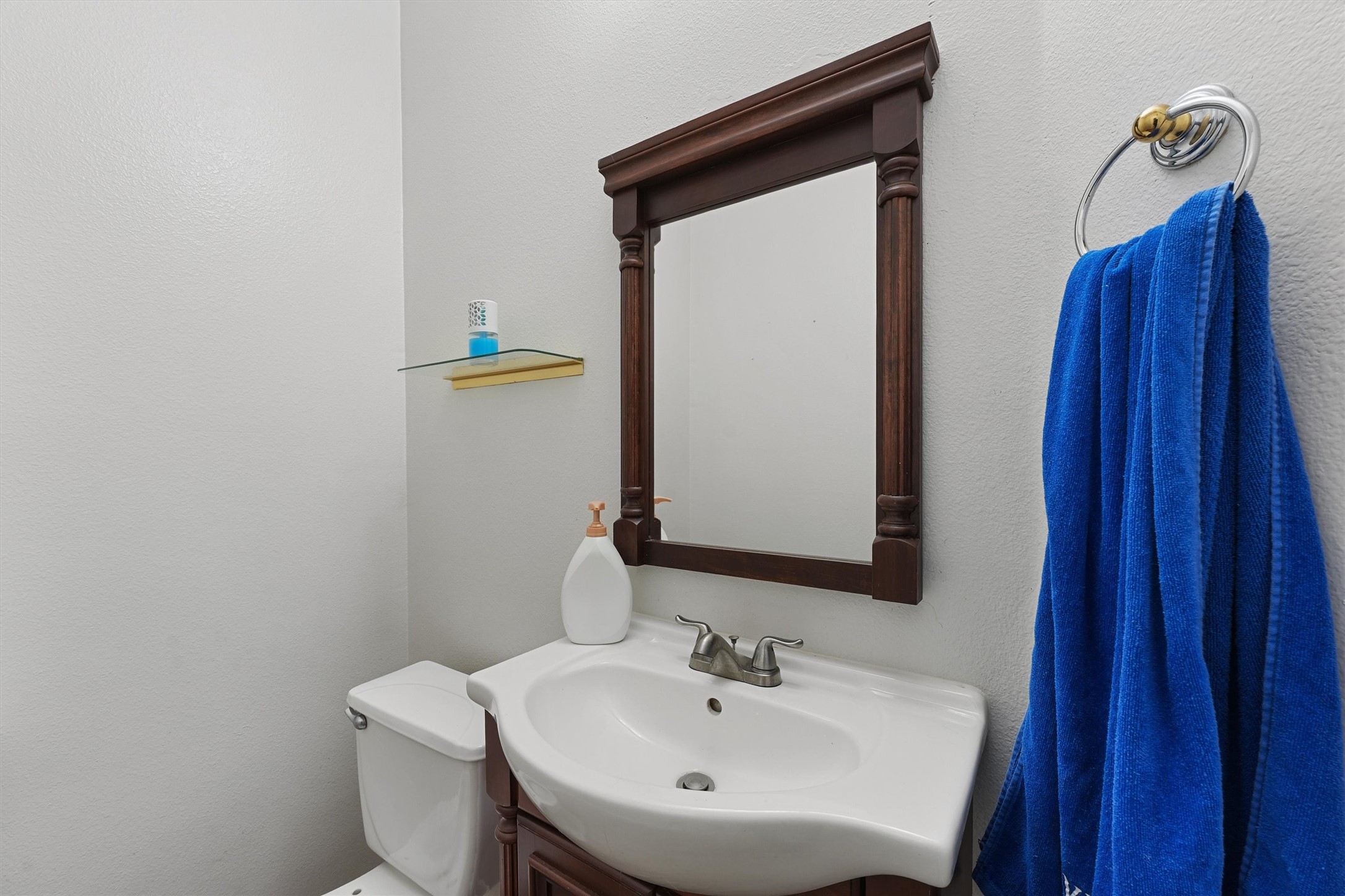 17206 Stonebridge Trail Houston, TX 77095 - Photo 7 of 28 Half Bath in front of the house