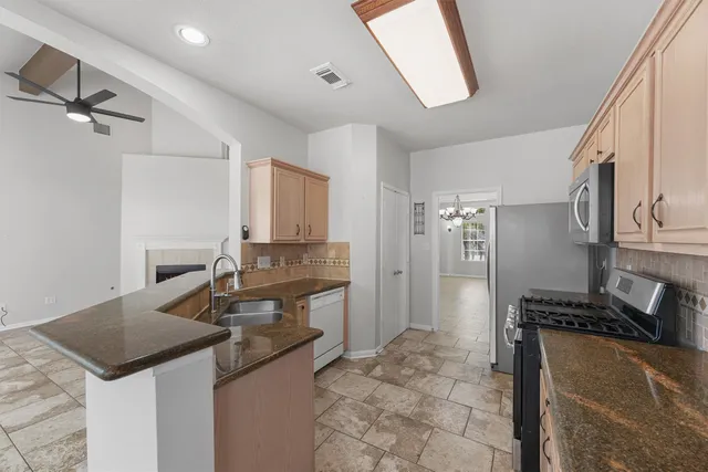 $2,500 | 17206 Stonebridge Trail, Houston, TX 77095