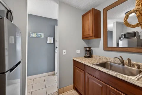 $249,000 | 75-5776 Kuakini Highway, Unit 349, Kailua-Kona, HI 96740