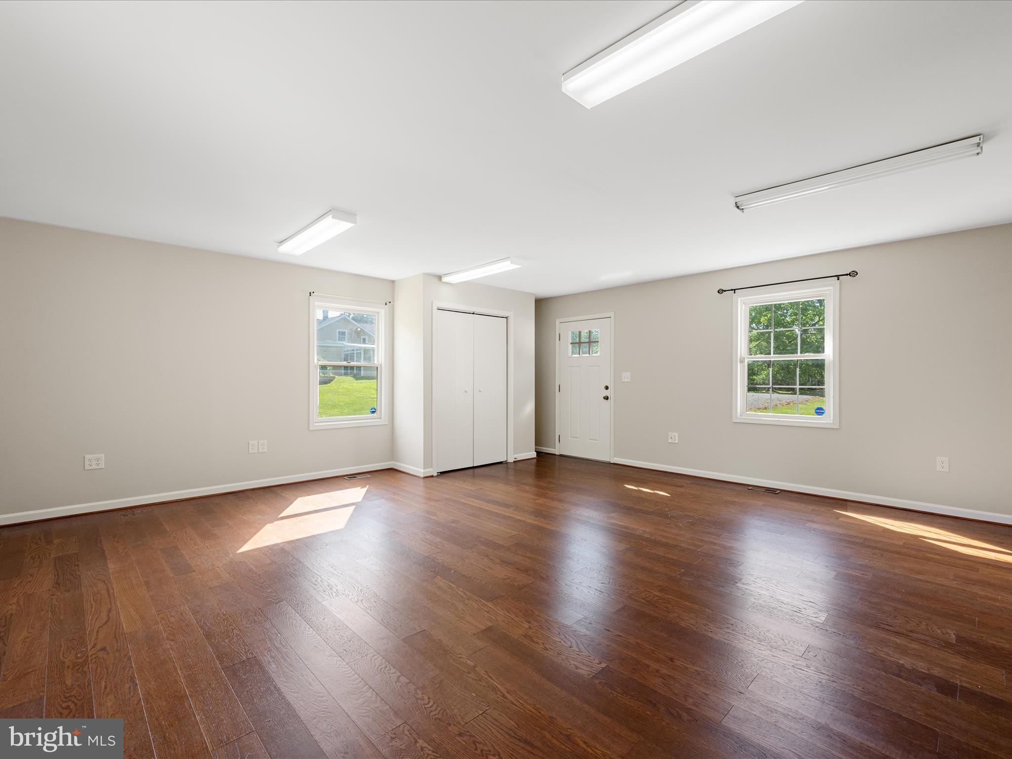 87 Old Waterloo Road Boyce, VA 22620 - Photo 50 of 76 Studio/Office - Large Front Room
