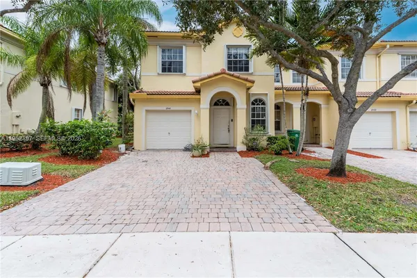 $3,300 | 2540 Southwest 85th Terrace, Unit 101, Miramar, FL 33025