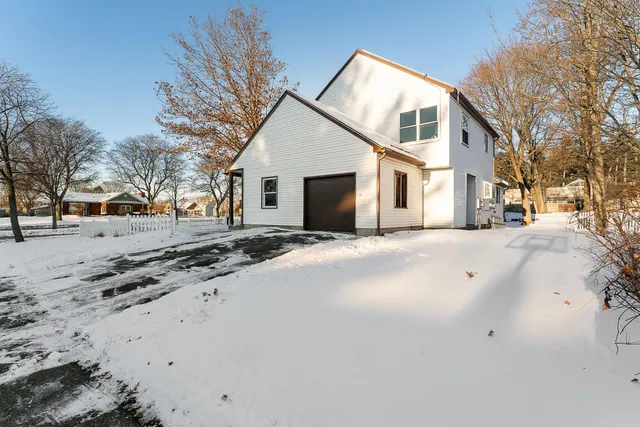 $729,000 | Undisclosed Address, Burlington, VT 05408