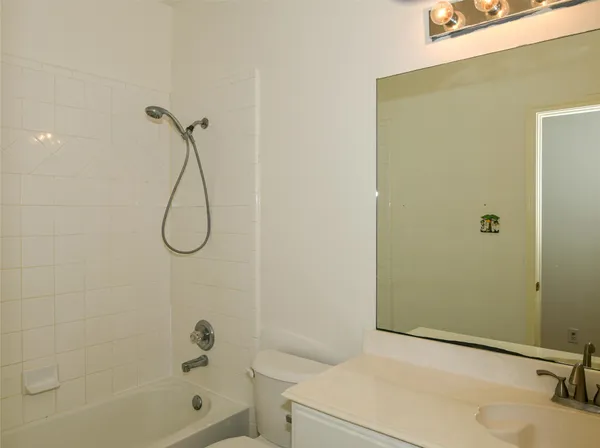 $2,200 | 14723 El Tesoro Drive, Houston, TX 77083