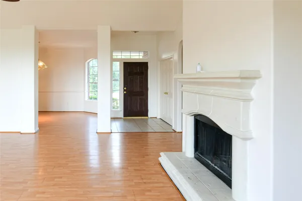 $2,200 | 14723 El Tesoro Drive, Houston, TX 77083