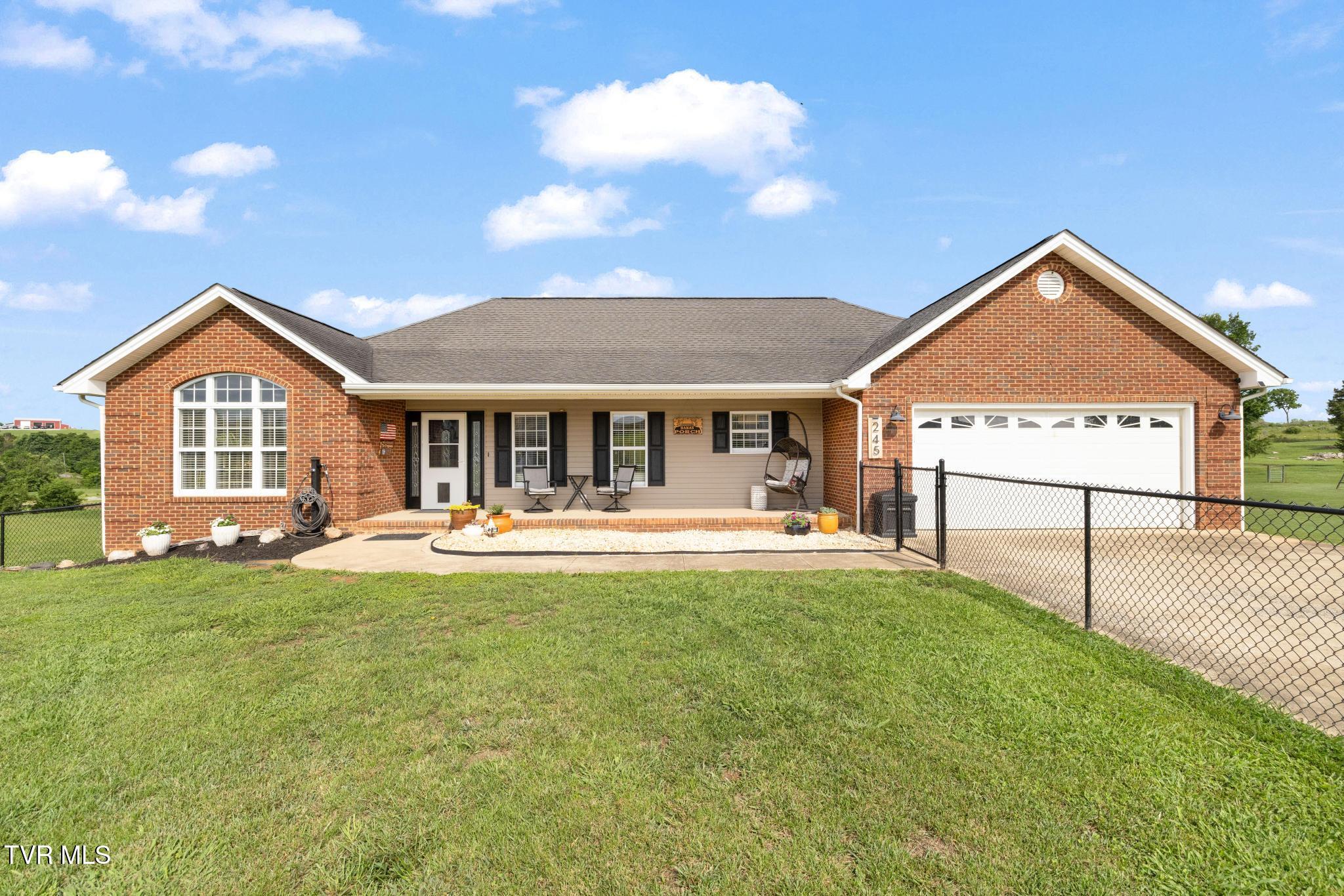 245 Willow Ridge Drive Chuckey, TN 37641 - Photo 2 of 65 IMG_8087