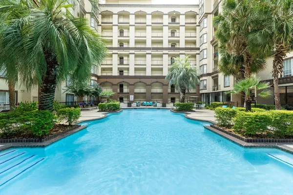 $1,285 | 4001 Fannin Street, Unit 4624, Houston, TX 77004