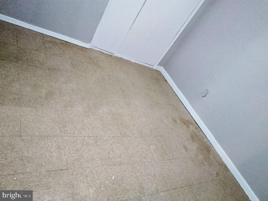 9110 Meadow Heights Road Randallstown, MD 21133 - Photo 13 of 21 a view of a big room