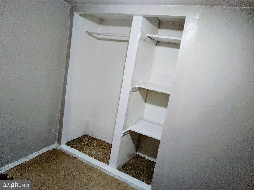 9110 Meadow Heights Road Randallstown, MD 21133 - Photo 14 of 21 a bathroom with a sink