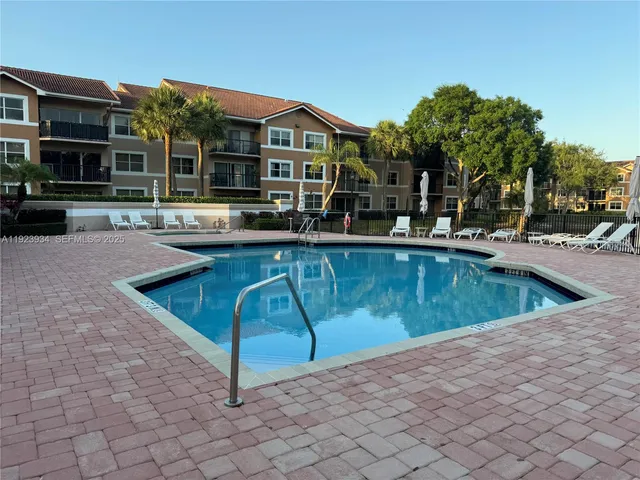 $3,000 | 8801 Wiles Road, Unit 108, Coral Springs, FL 33067