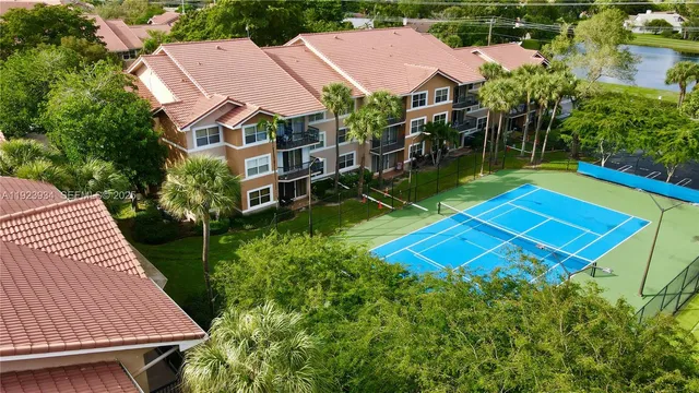 $3,000 | 8801 Wiles Road, Unit 108, Coral Springs, FL 33067