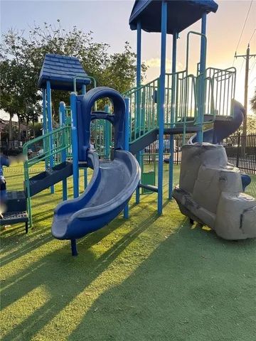 $3,000 | 8801 Wiles Road, Unit 108, Coral Springs, FL 33067