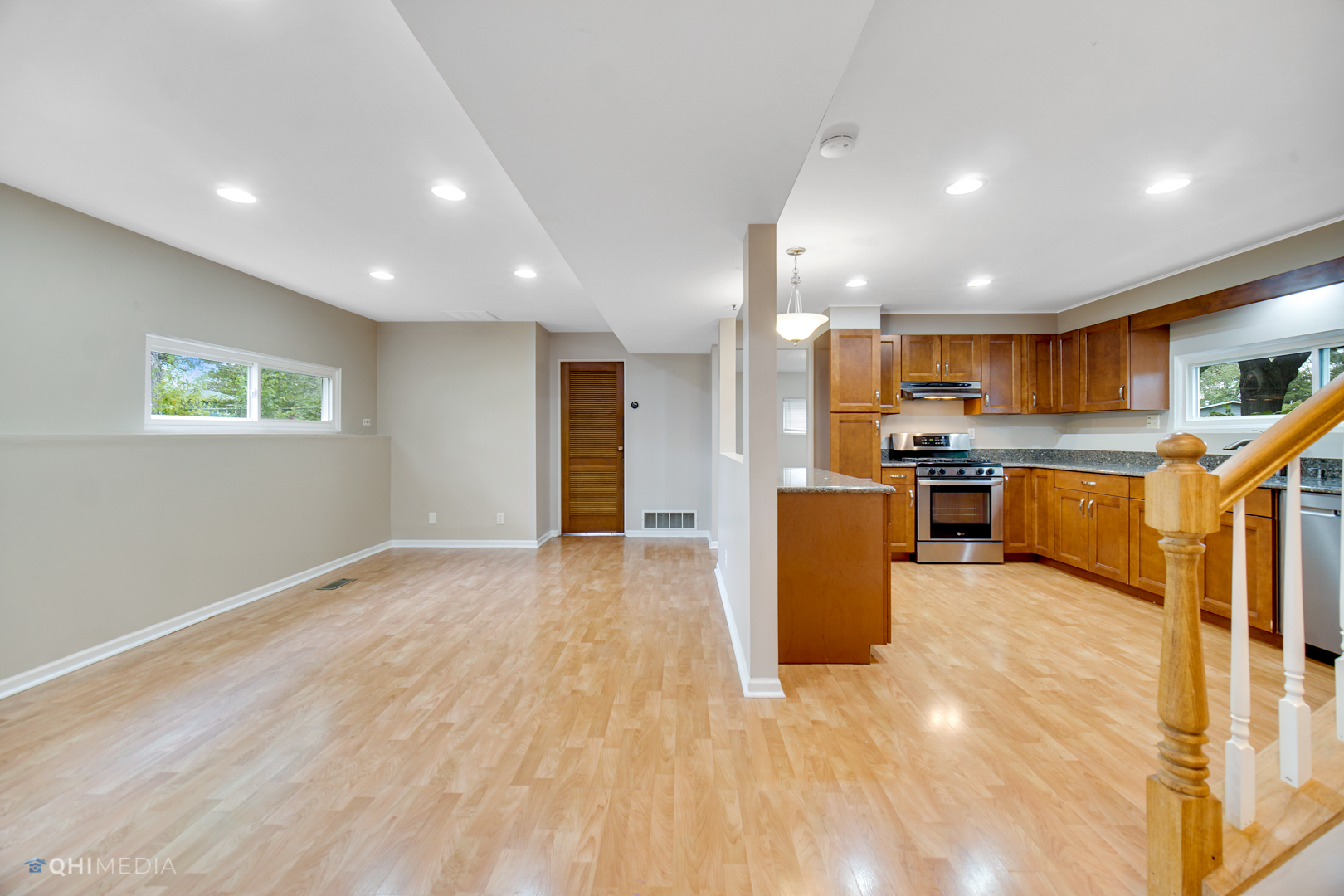 62 Hampton Road Montgomery, IL 60538 - Photo 3 of 21