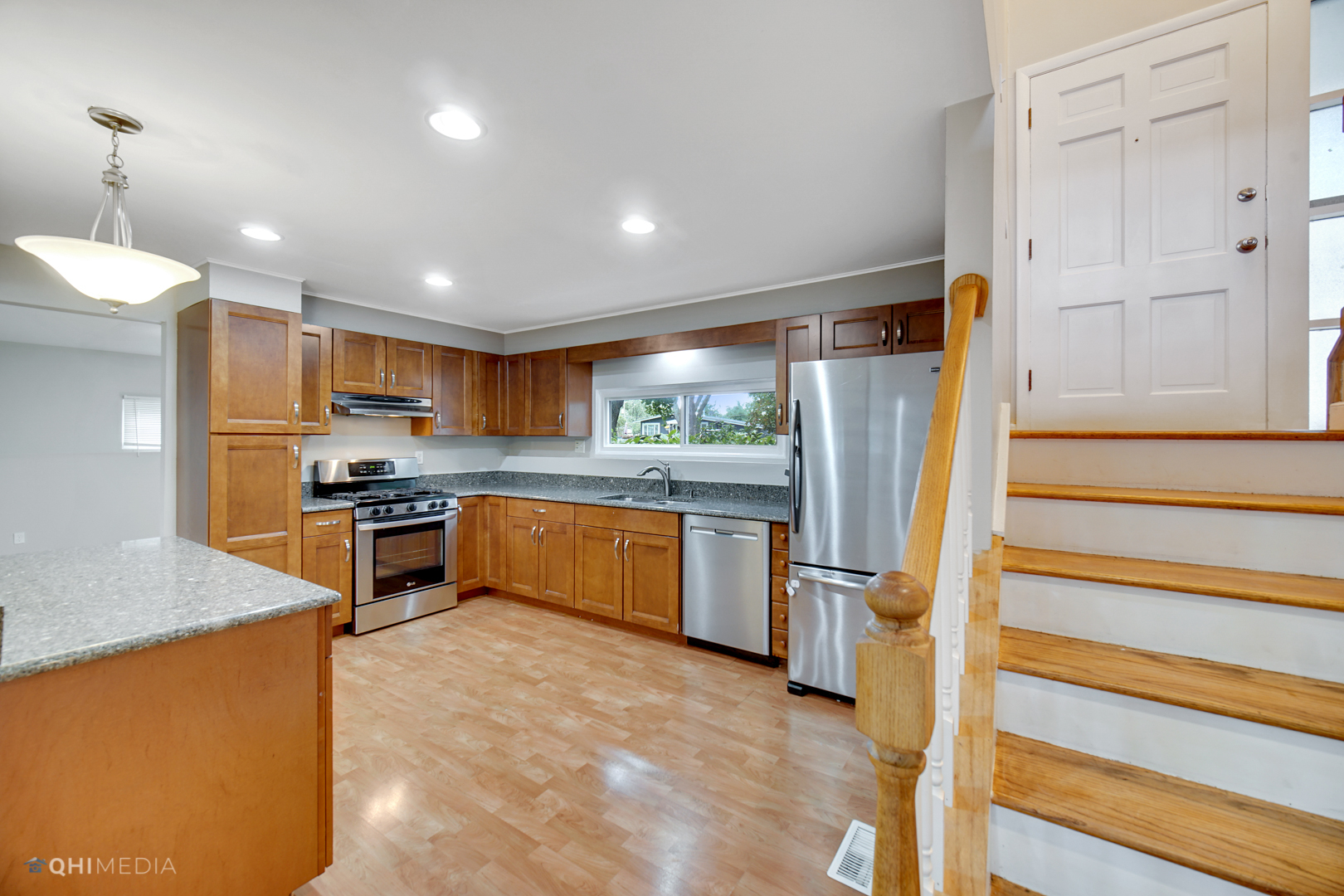 62 Hampton Road Montgomery, IL 60538 - Photo 4 of 21