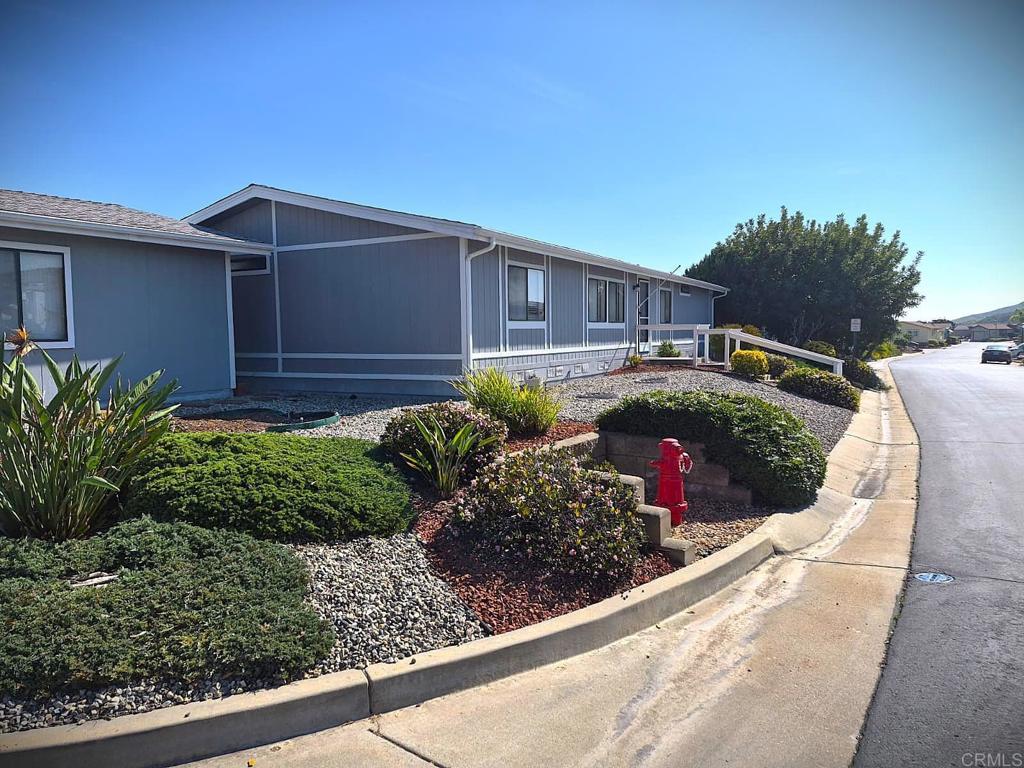 1491 Puritan Way Oceanside, CA 92057 - Photo 3 of 4