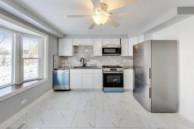 $275,000 | 18020 Anthony Avenue, Country Club Hills, IL 60478