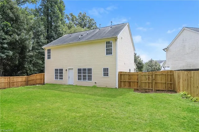 $2,295 | 9 Foust Court, Greensboro, NC 27405