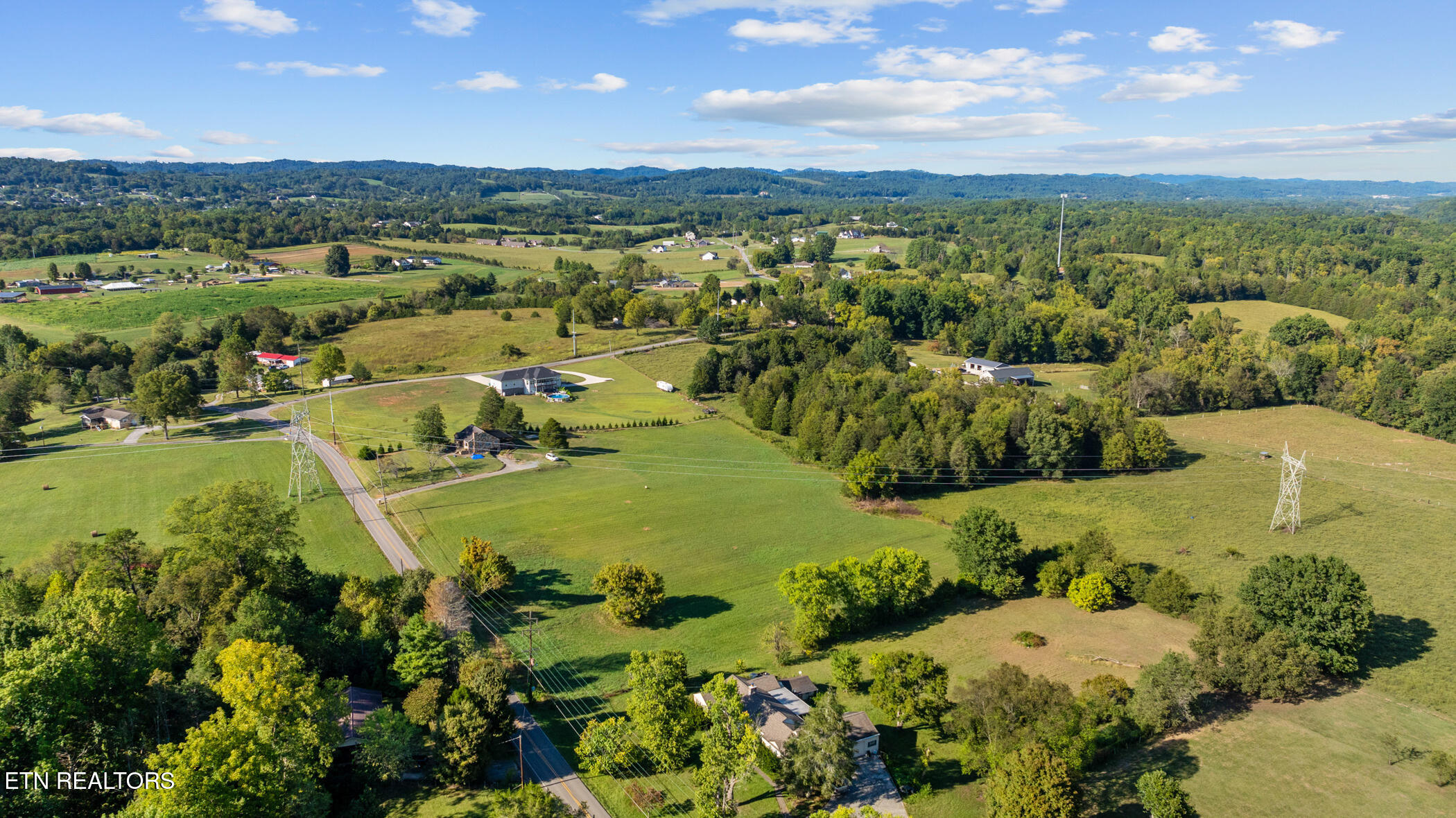 8012 Corryton Road Corryton, TN 37721 - Photo 4 of 12 dji_20240919170701_0094_d