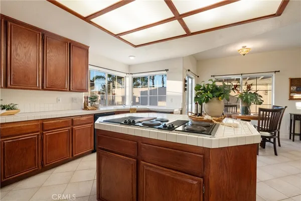 $1,398,500 | 1902 Quiet Ranch Road, Fallbrook, CA 92028