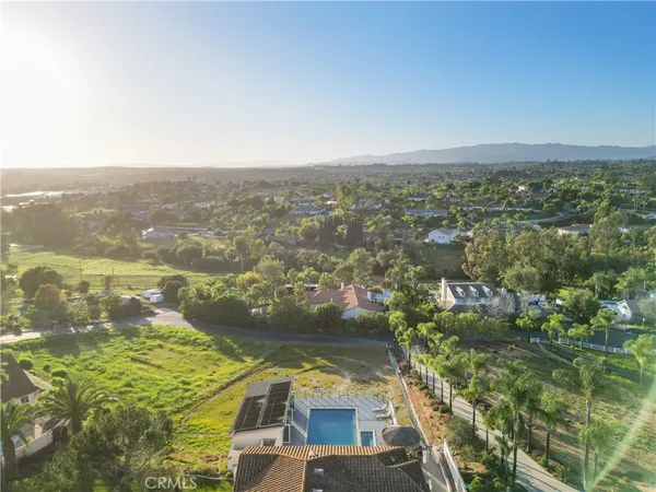 $1,398,500 | 1902 Quiet Ranch Road, Fallbrook, CA 92028