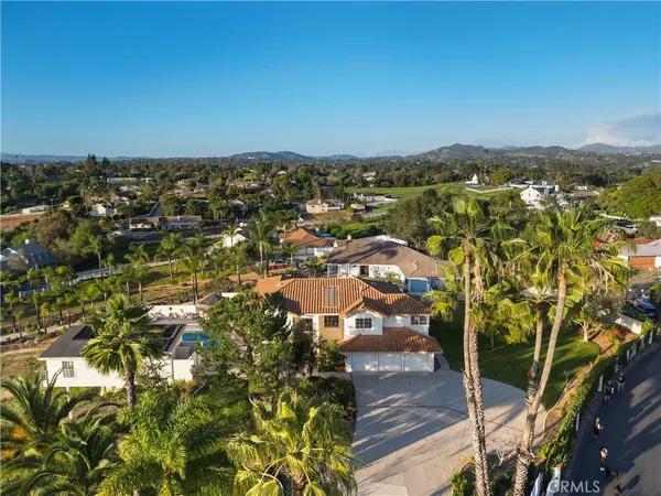 $1,398,500 | 1902 Quiet Ranch Road, Fallbrook, CA 92028