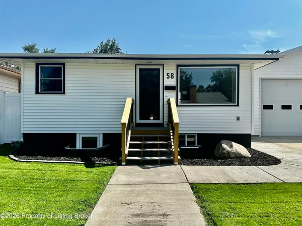$328,000 | 58 B Avenue East, Dickinson, ND 58601