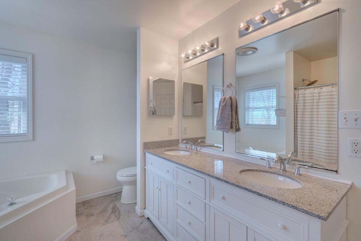 2876 Lantern Road Radford, VA 24141 - Photo 14 of 61 2876_Lantern_Web-23