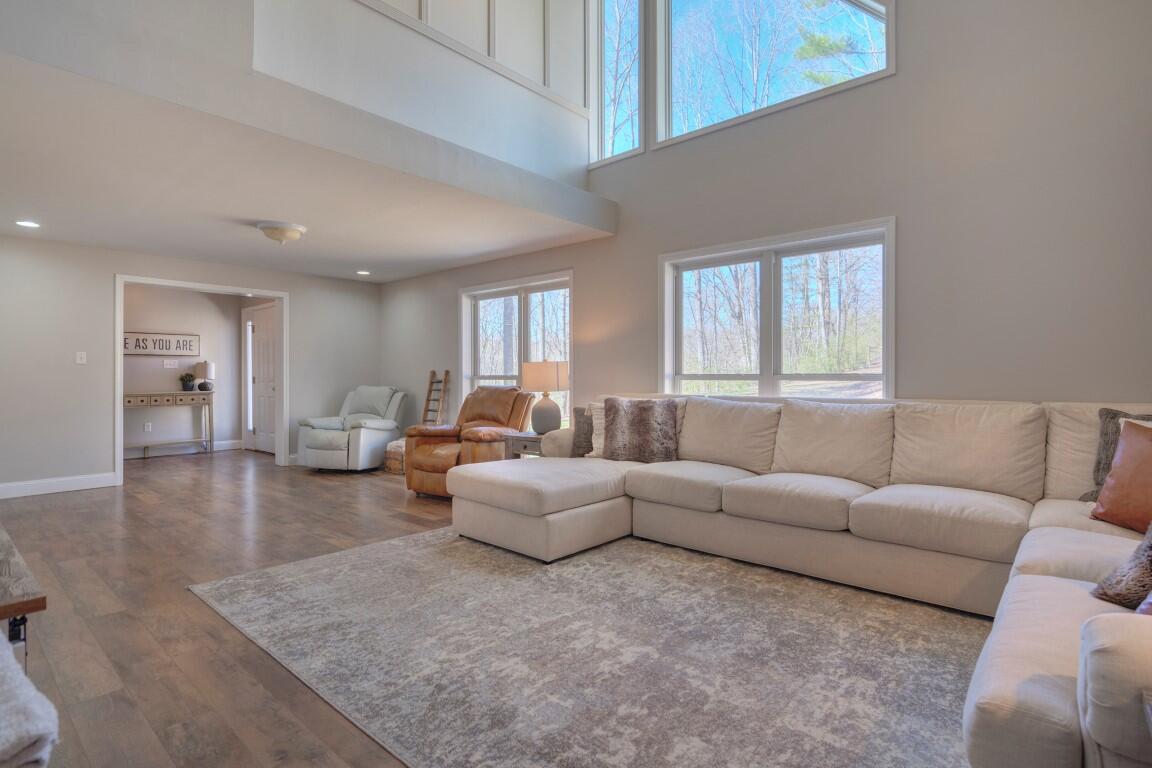 2876 Lantern Road Radford, VA 24141 - Photo 25 of 61 2876_Lantern_Web-34