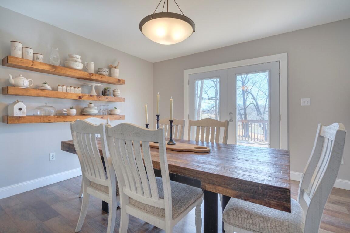 2876 Lantern Road Radford, VA 24141 - Photo 38 of 61 2876_Lantern_Web-47