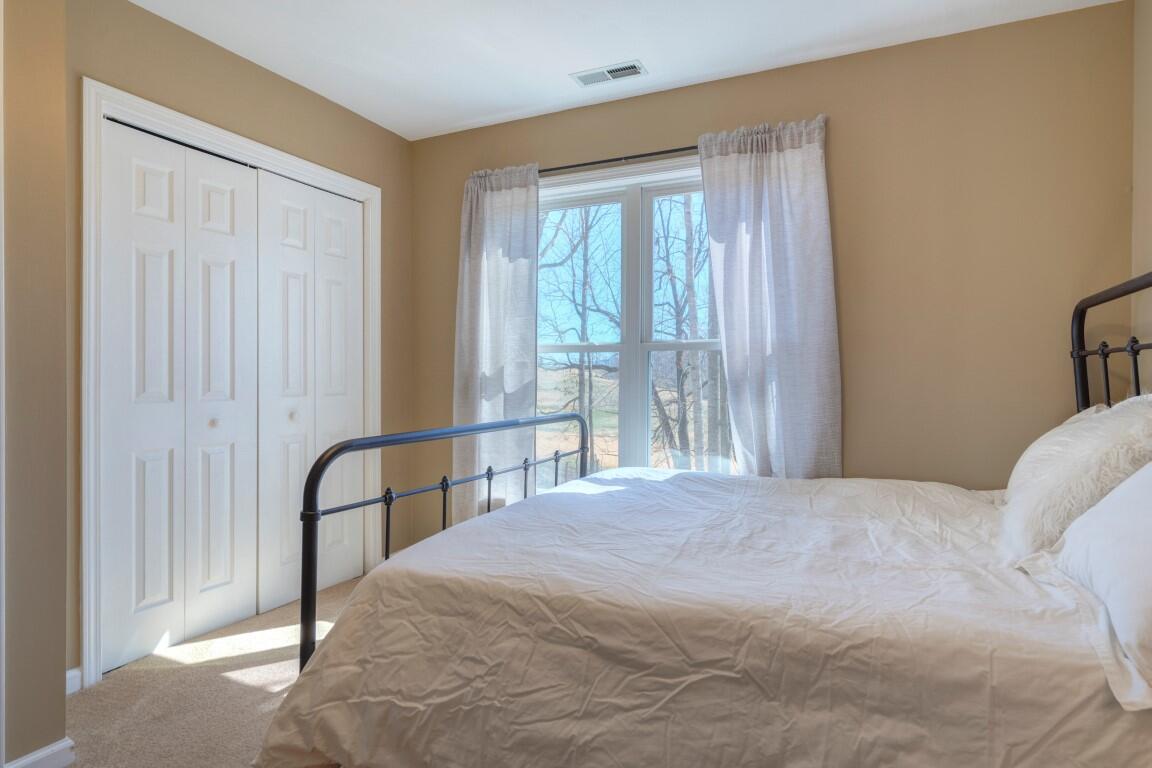 2876 Lantern Road Radford, VA 24141 - Photo 41 of 61 2876_Lantern_Web-50