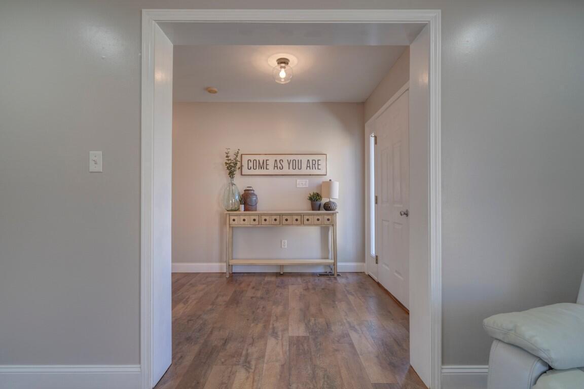 2876 Lantern Road Radford, VA 24141 - Photo 7 of 61 2876_Lantern_Web-16