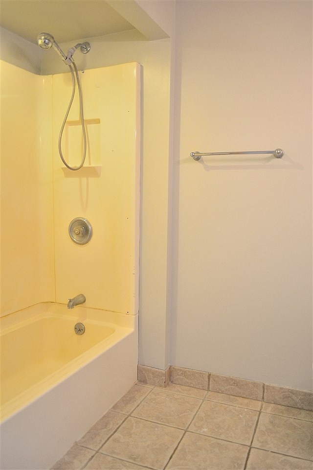 4636 Weatherside Run Fort Wayne, IN 46804 - Photo 14 of 29 Gallery Image 14