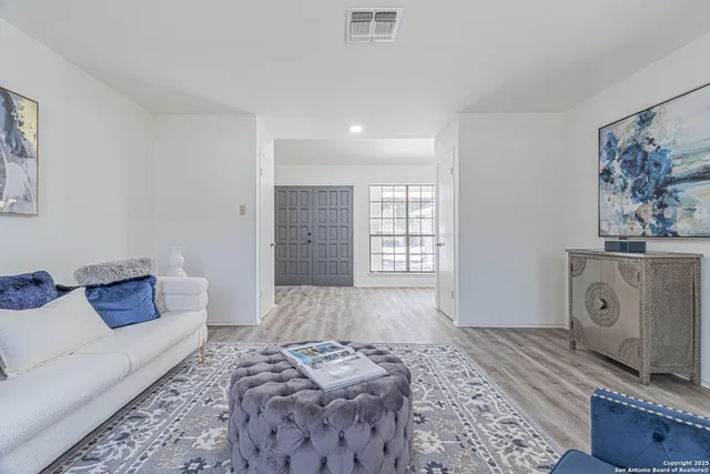 $389,000 | 6307 Lakewood Park, Windcrest, TX 78239