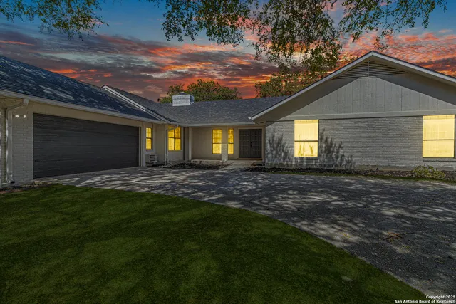 $389,000 | 6307 Lakewood Park, Windcrest, TX 78239