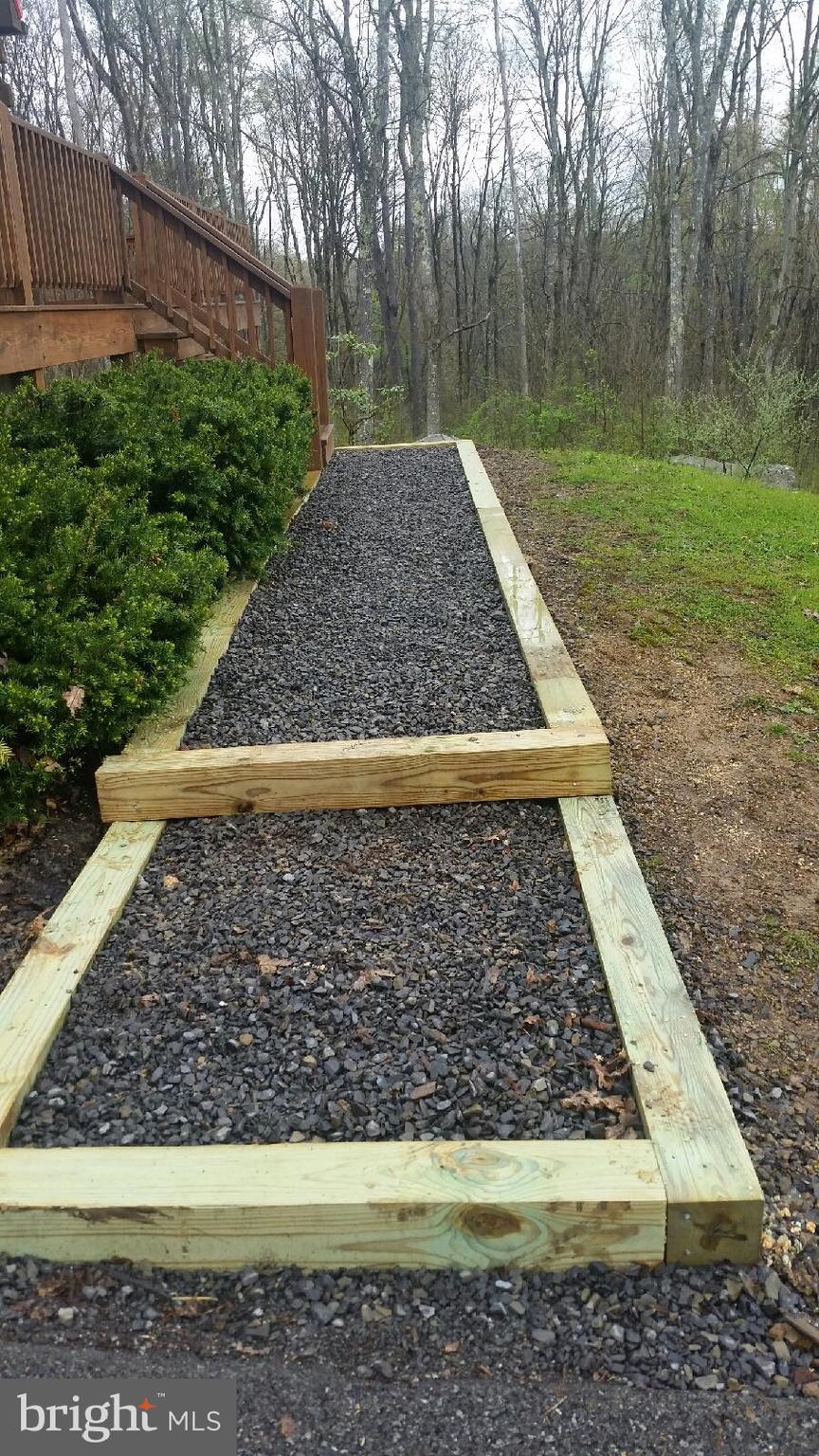 412 Tanglewood Road Oakland, MD 21550 - Photo 19 of 41 a view of a yard