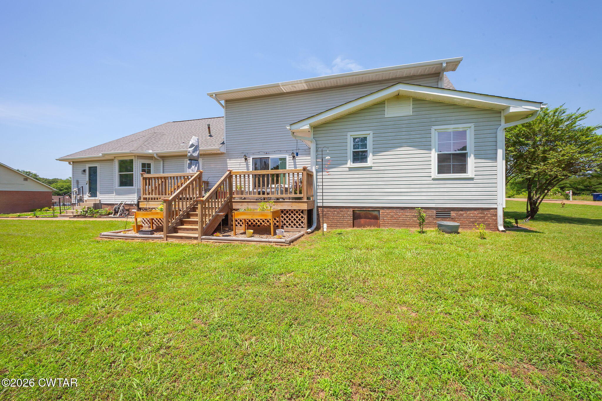 135 Meadow Drive Lexington, TN 38351 - Photo 36 of 40 Completed-32